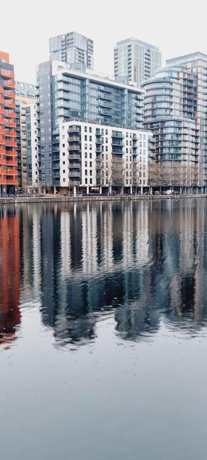 Waterside Apartment Canary Wharf Londres Exterior foto